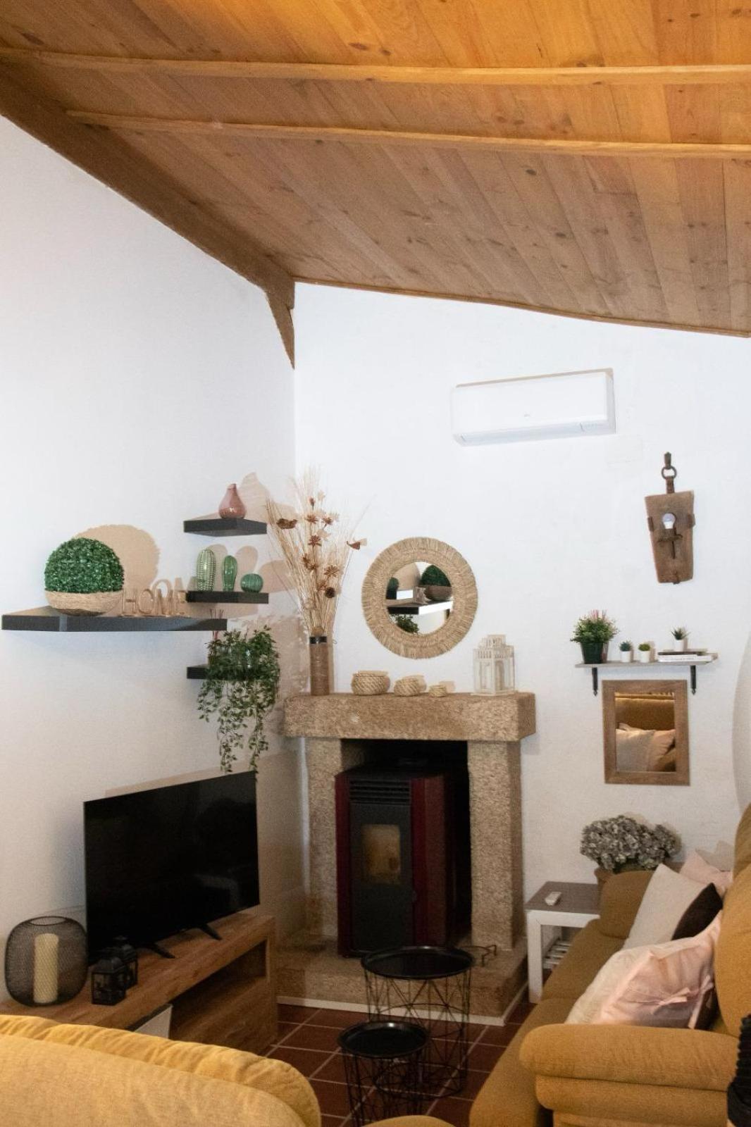 La Justa Casa Rural 坎德莱达 外观 照片